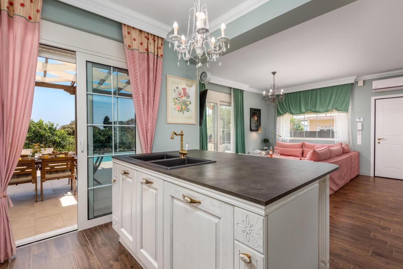 Cypress View Boutique Vila