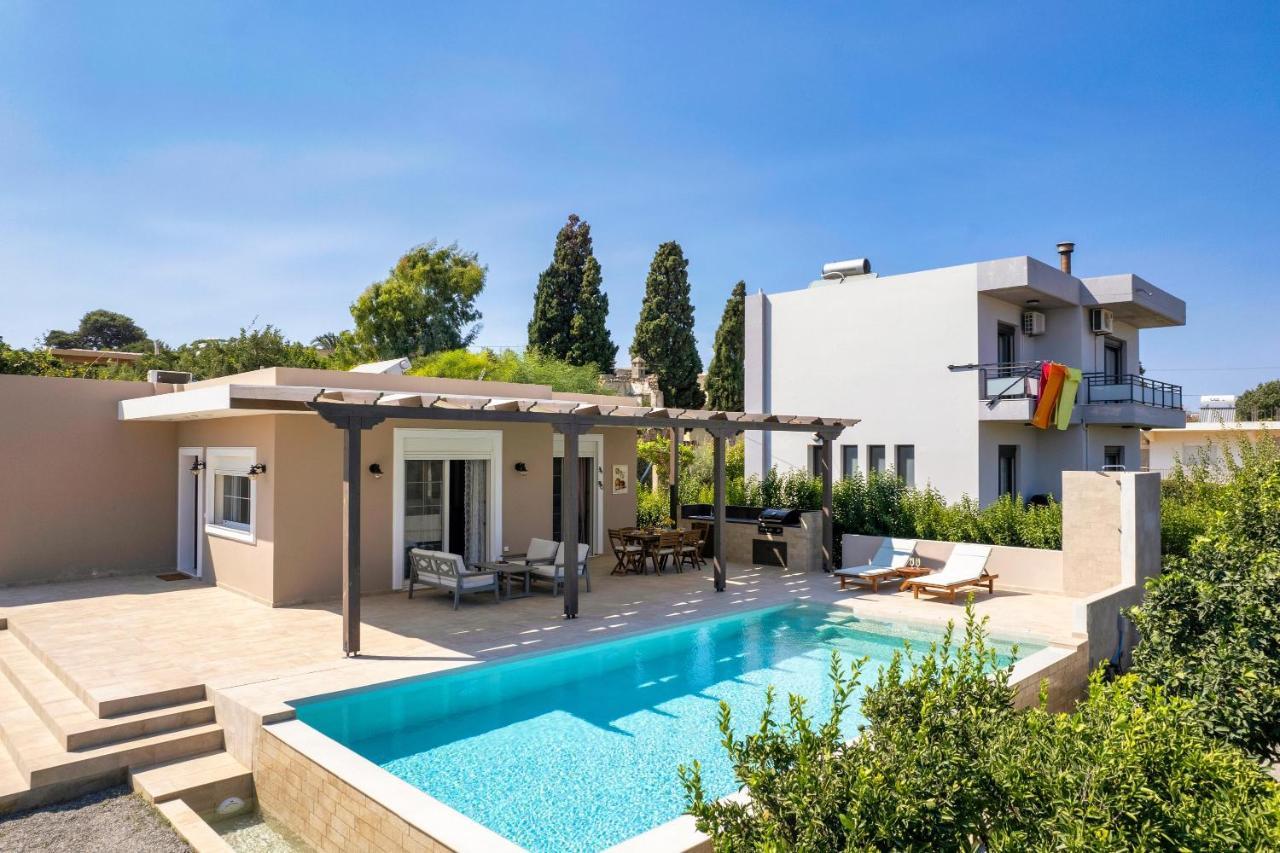 Vila Cypress View Boutique Asgourou